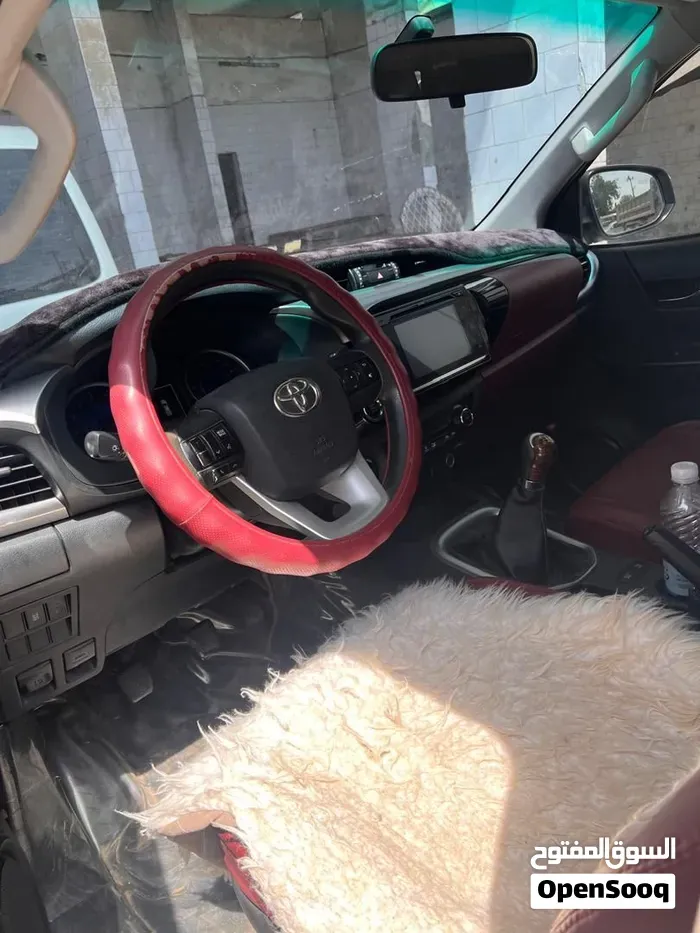 Toyota Hilux 2016 photo 2