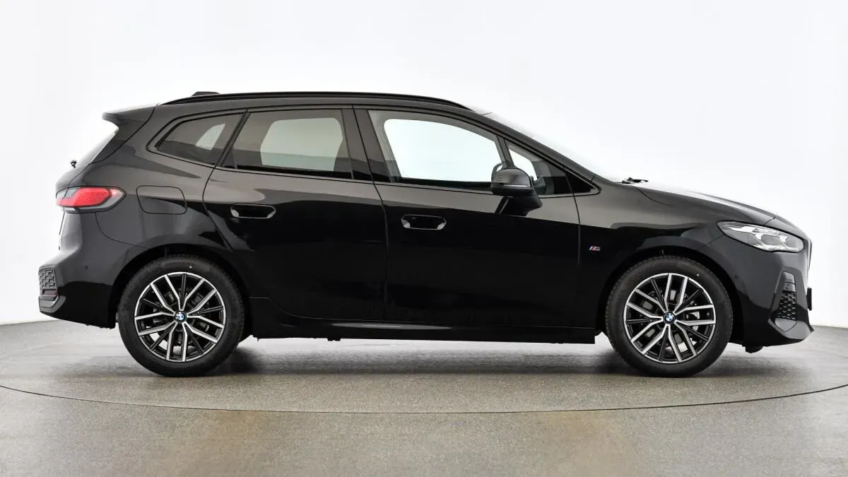 BMW 2Er-Reihe 218I 2025 photo 2
