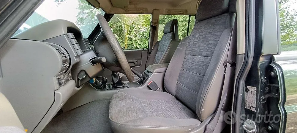 Land Rover Discovery 2001 photo 4