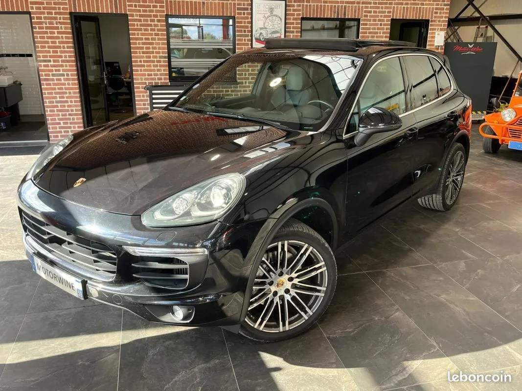 Porsche Cayenne 2014 photo 2