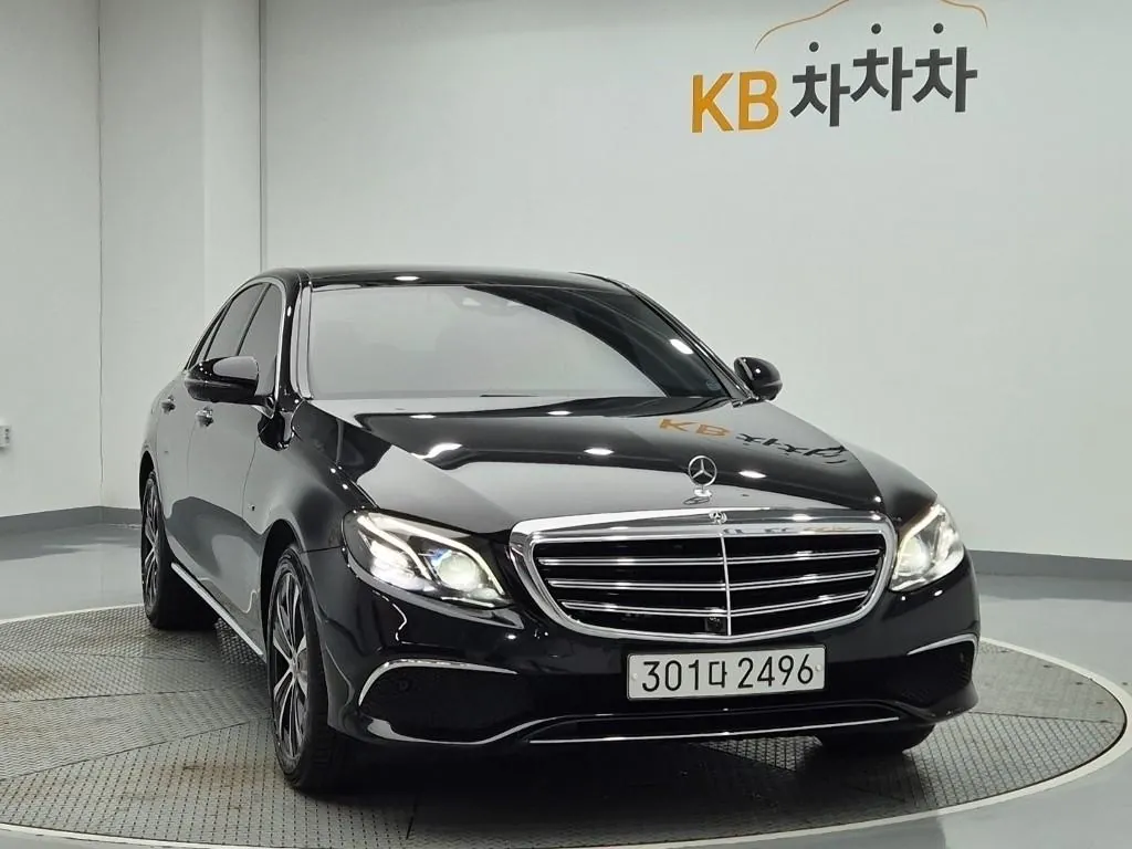 Mercedes-Benz E-Class 2019 photo 4