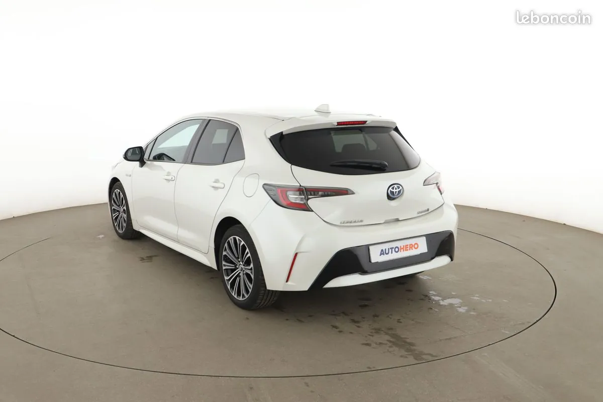 Toyota Corolla 2019 photo 2