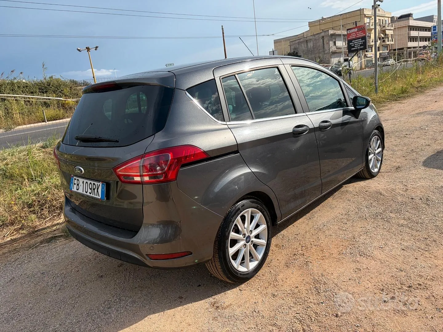 Ford B-Max 2015 photo 4