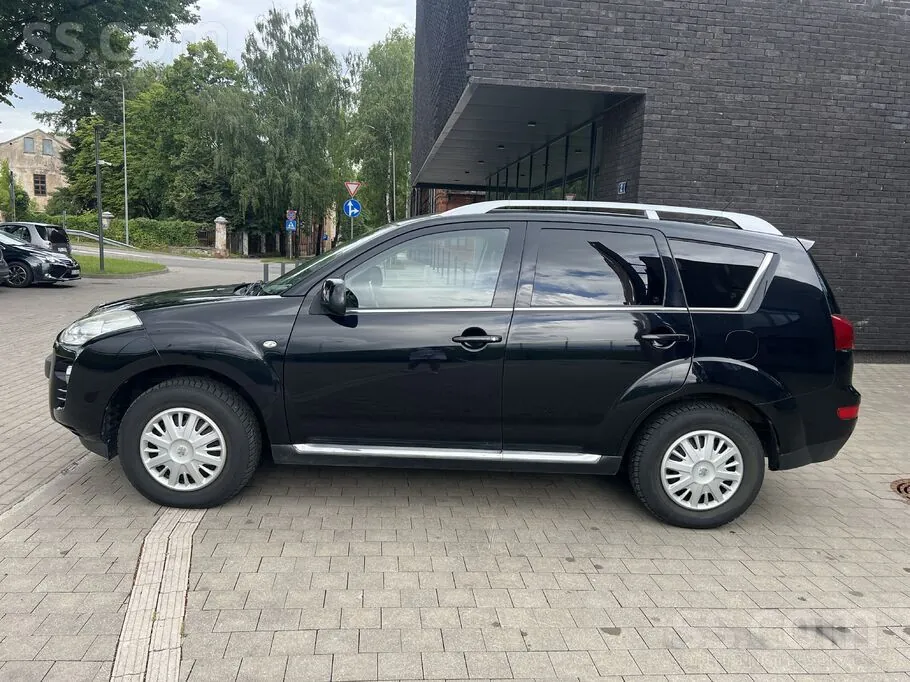Peugeot 4007 2008 photo 3