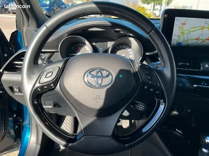 Toyota C-Hr 2023 photo 5