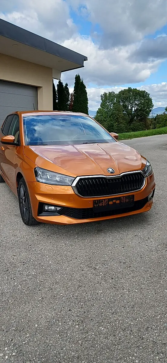 Skoda Fabia 2022 photo 2