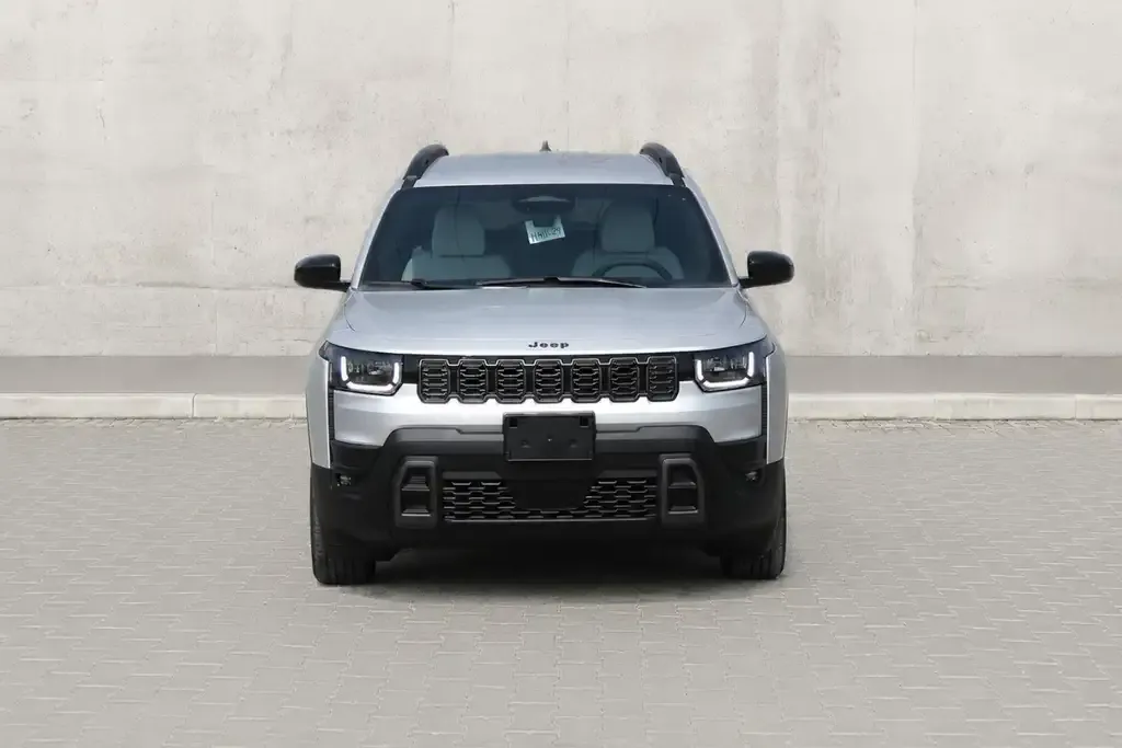 Jeep Cherokee 2026 photo 2