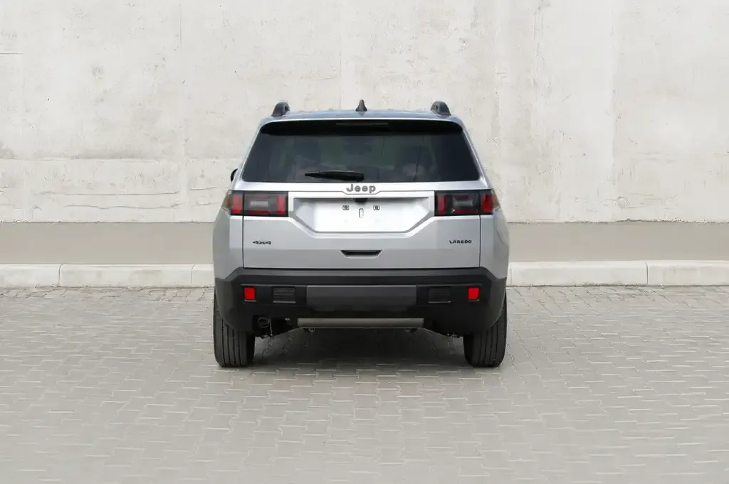 Jeep Cherokee 2026 photo 5