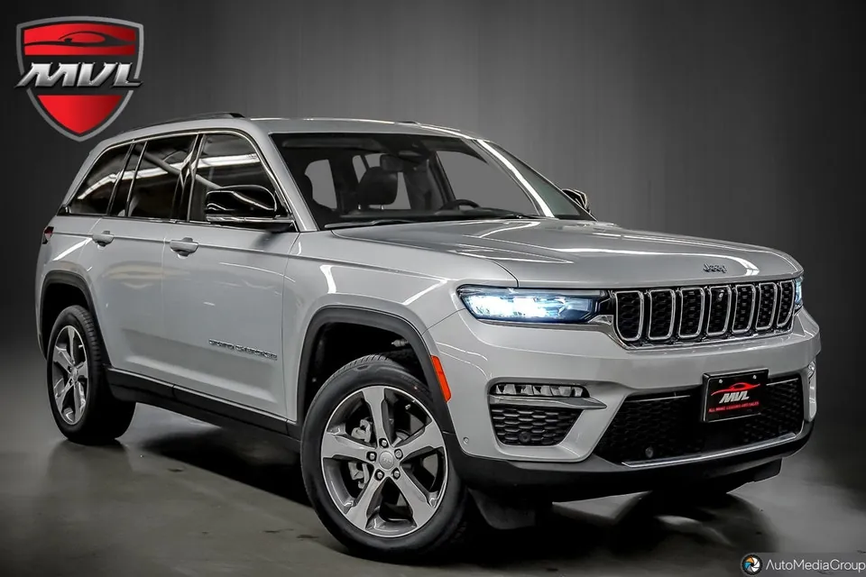 Jeep Grand Cherokee 2023 photo 2