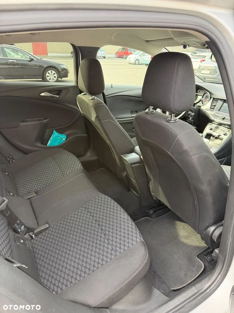 Opel Astra 2018 photo 3