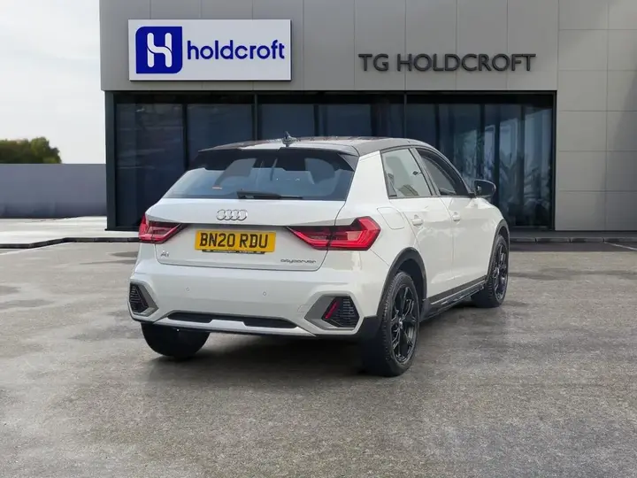 Audi A1 2020 photo 5