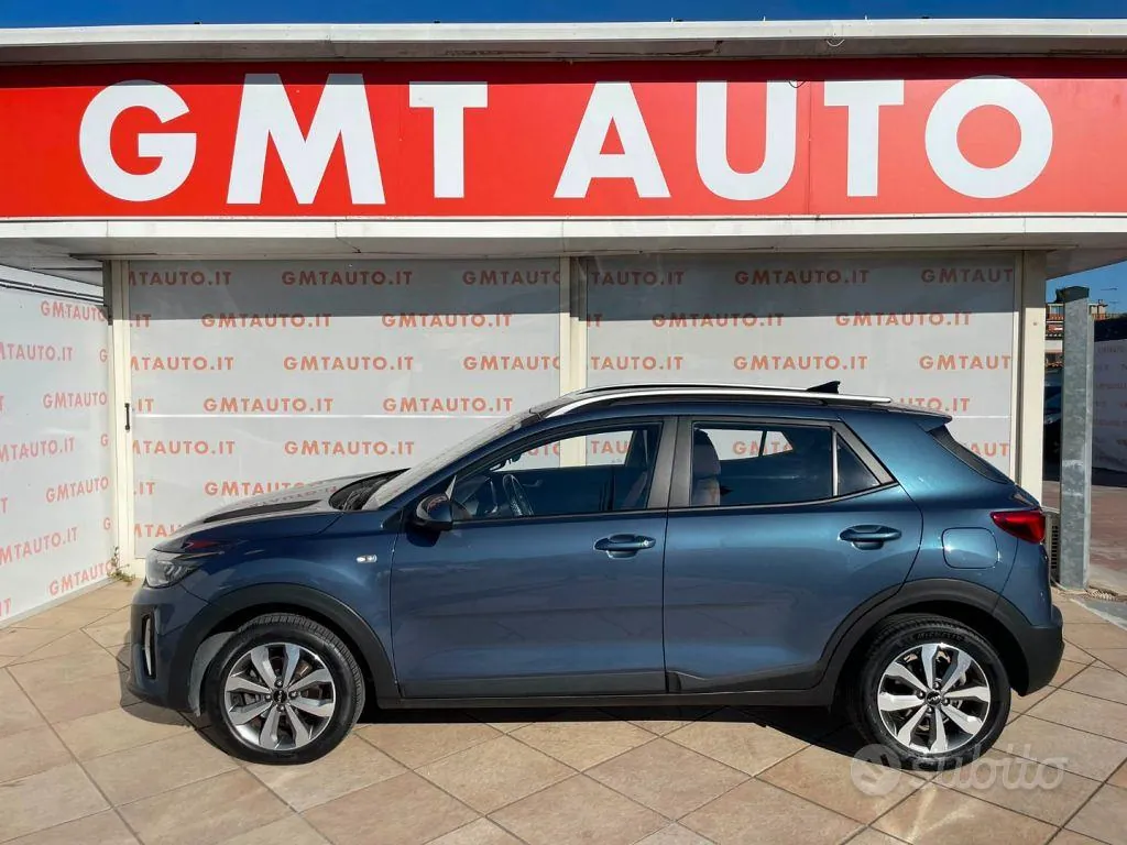 Kia Stonic 2024 photo 2