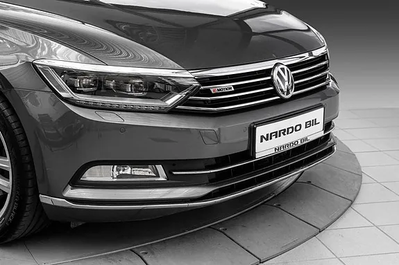 Volkswagen Passat 2016 photo 2