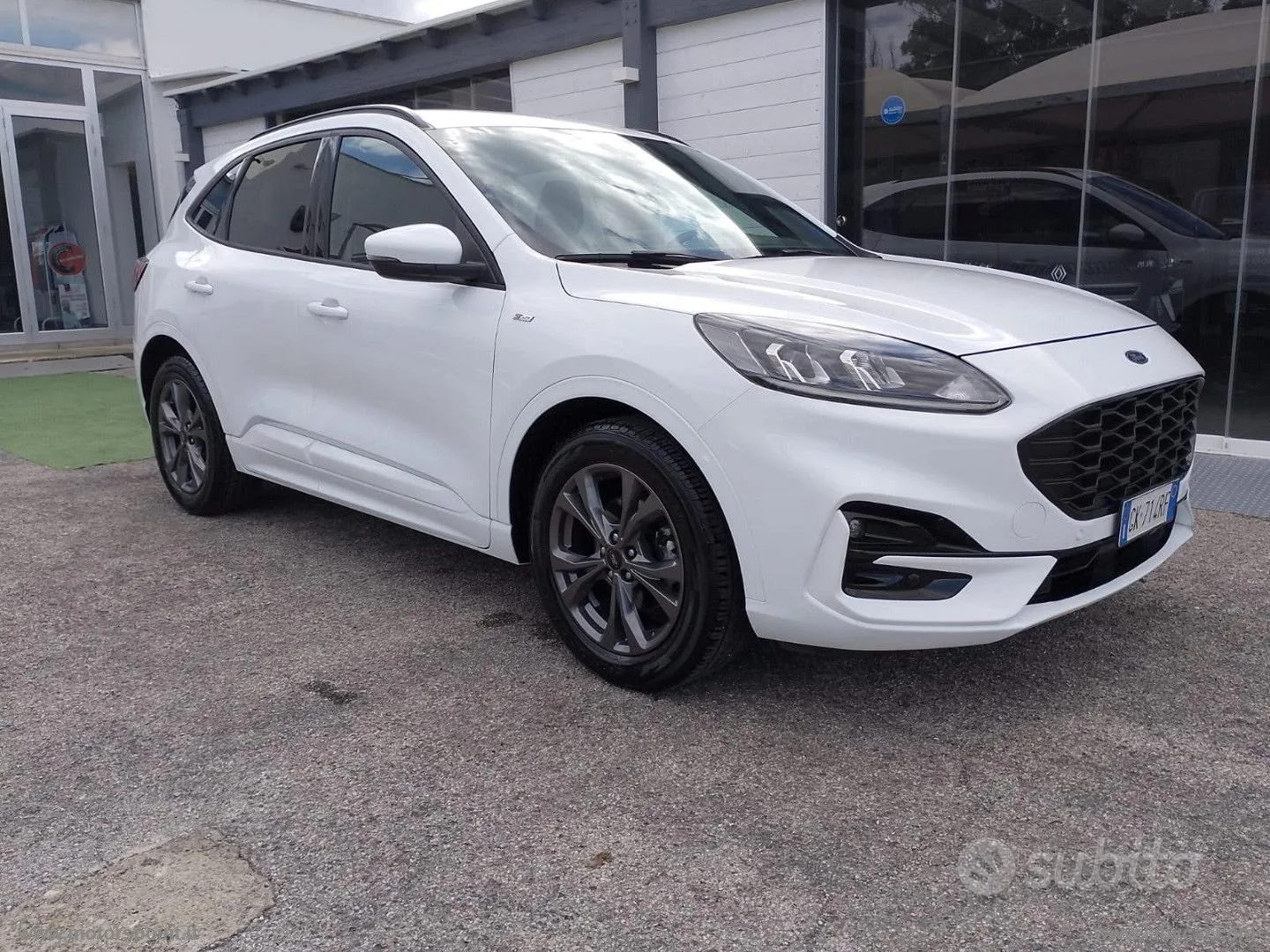Ford Kuga 2022 photo 3