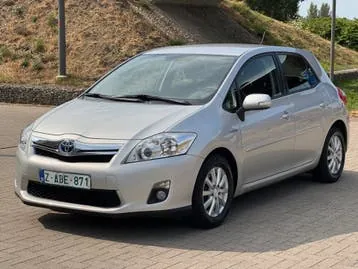 Toyota Auris 2011 photo 3