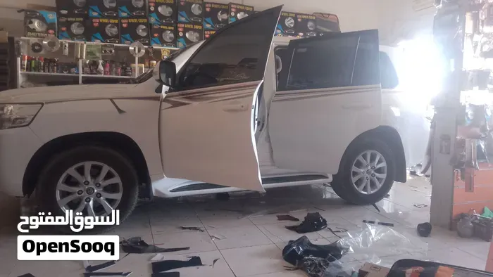 Toyota Land Cruiser 2018 photo 2