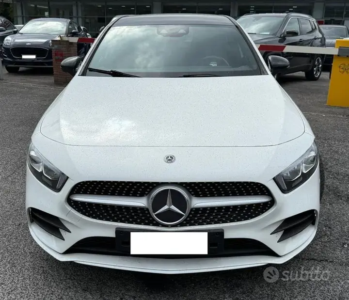 Mercedes-Benz A 200