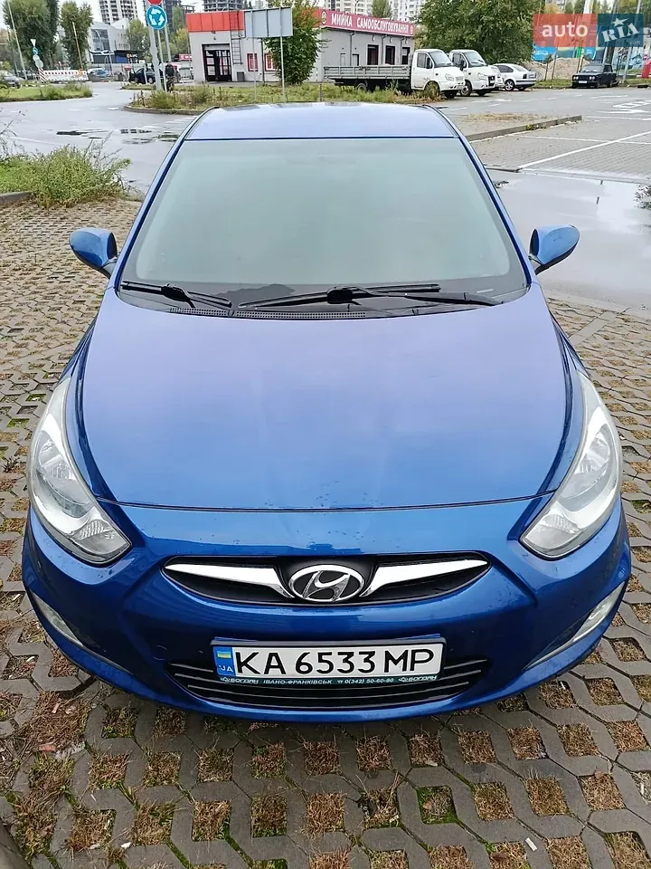 Hyundai Accent 2012 photo 2