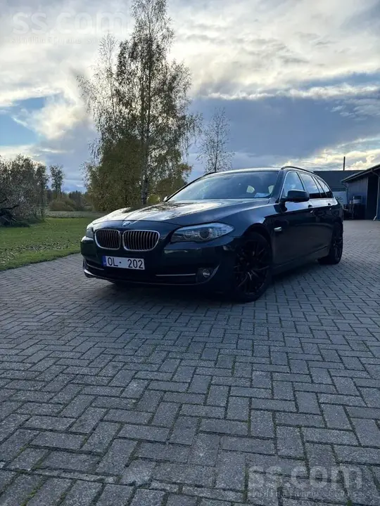 BMW 525 2013 photo 4