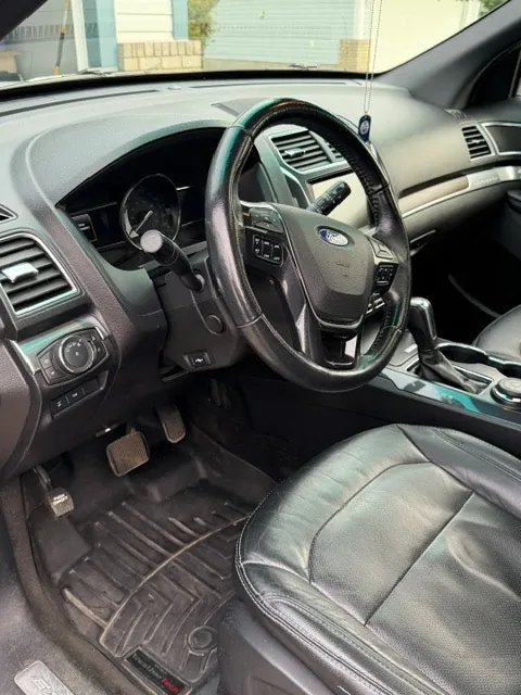 Ford Explorer 2017 photo 5