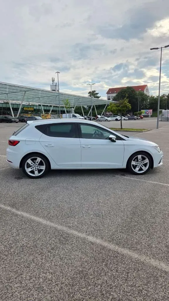 Seat Leon 2018 photo 3