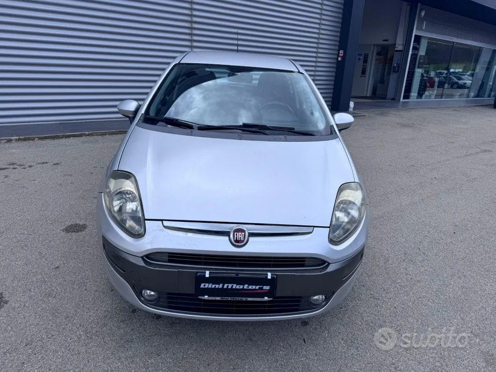 Fiat Punto Evo 2010 photo 2