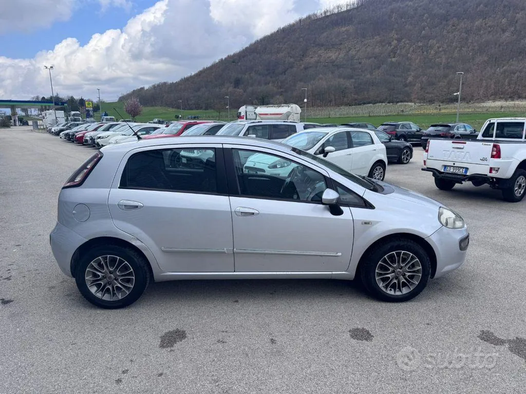 Fiat Punto Evo 2010 photo 4