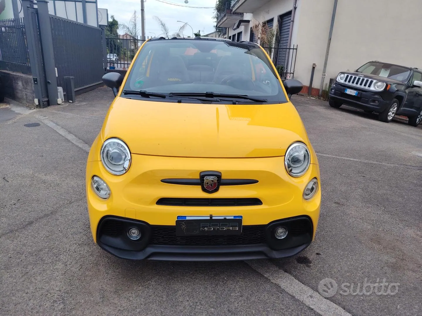 Abarth 595 2018 photo 2