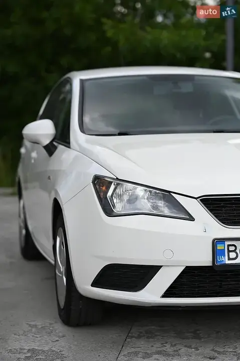 Seat Ibiza 2013 photo 3