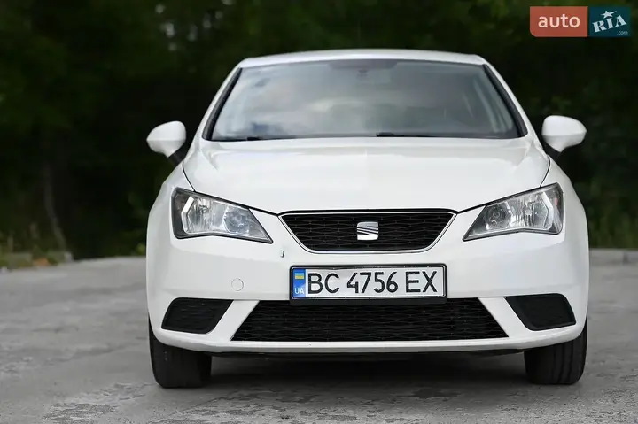 Seat Ibiza 2013 photo 4