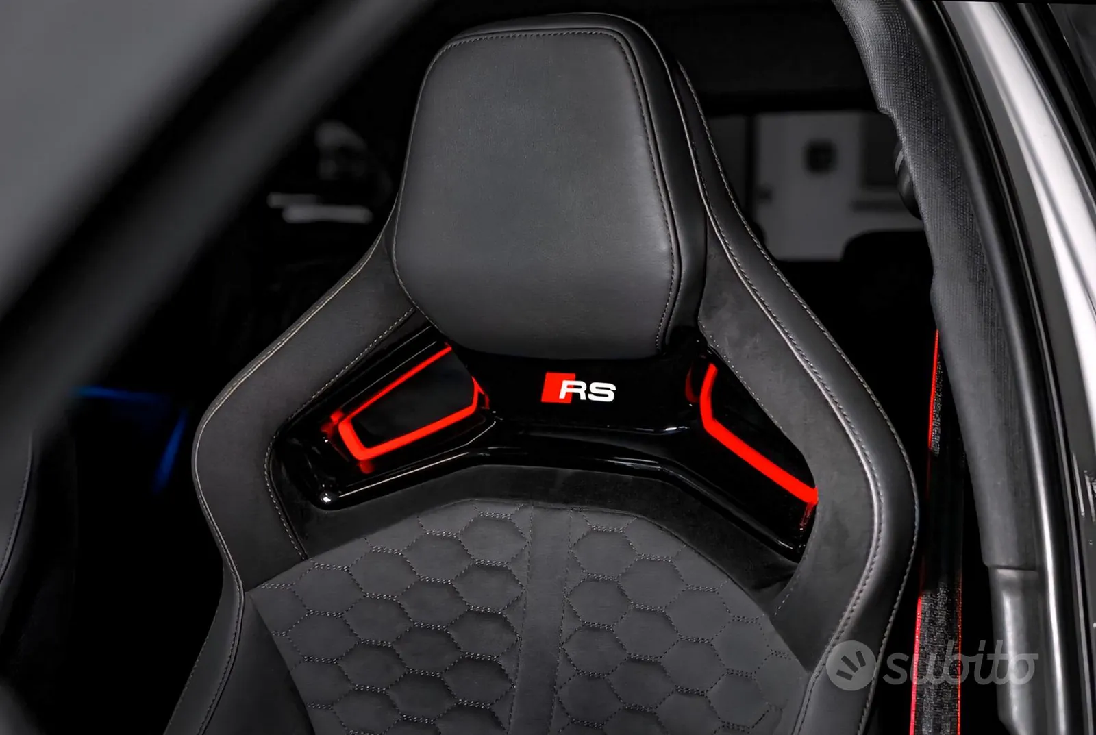 Audi Rs4 2024 photo 2