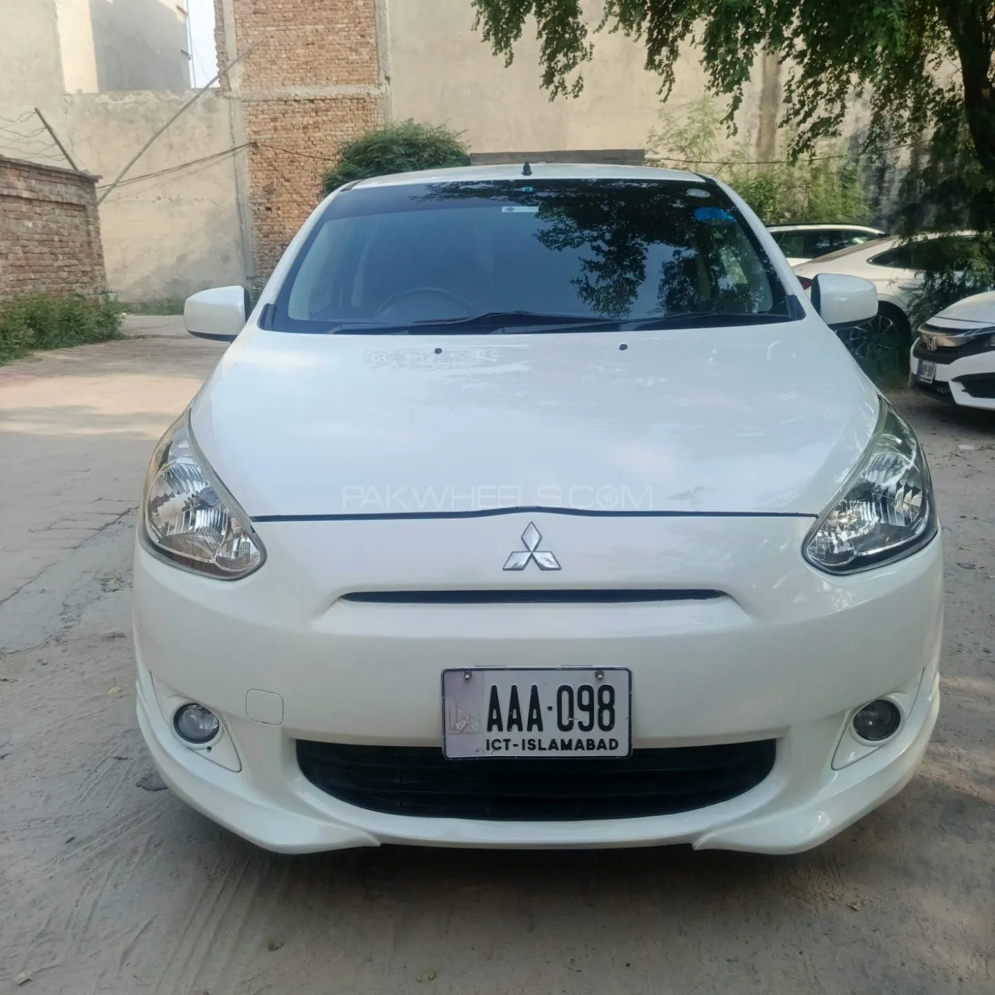 Mitsubishi Mirage