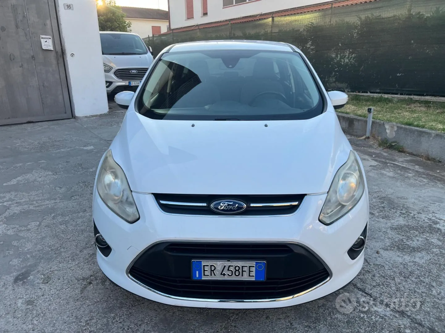 Ford C-Max 2013 photo 5