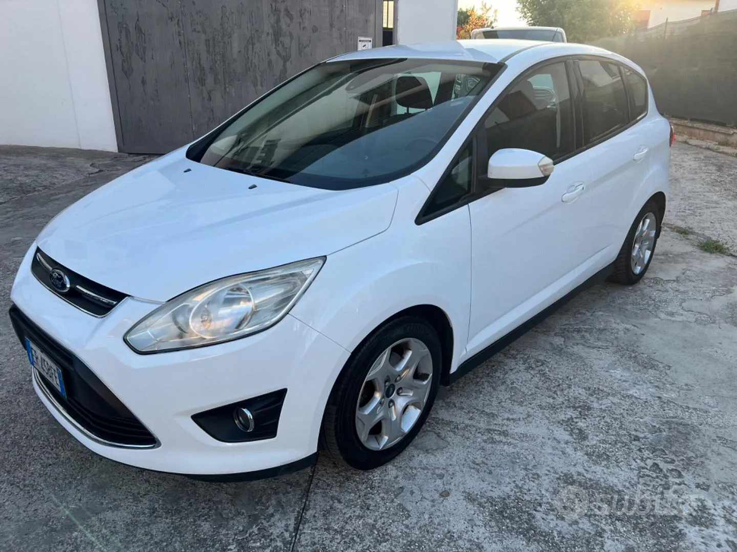 Ford C-Max 2013 photo 3