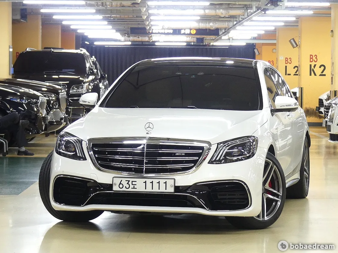 Mercedes-Benz S63 Amg