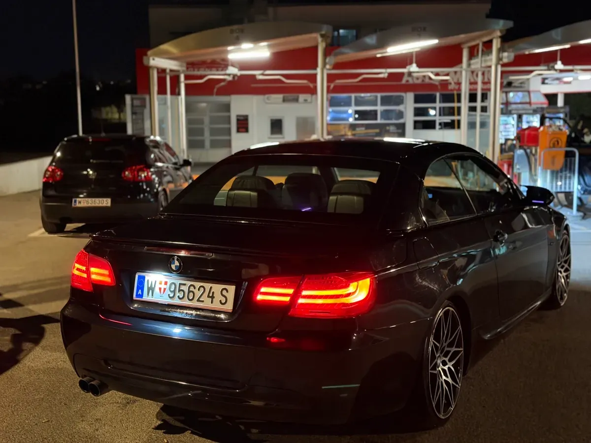 BMW 3 Series 2009 photo 3