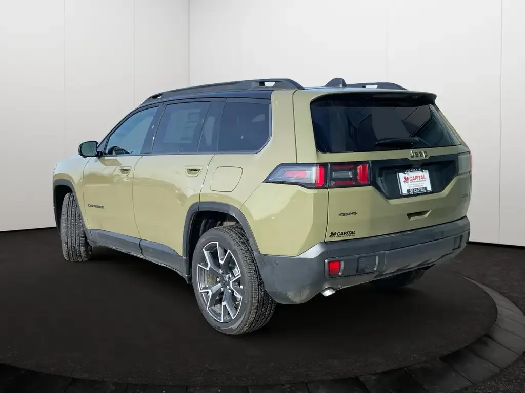 Jeep Cherokee 2026 photo 4