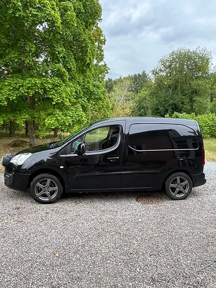 Peugeot Partner 2017 photo 2