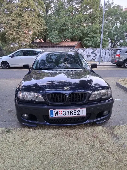 BMW 318 Touring 2003 photo 2
