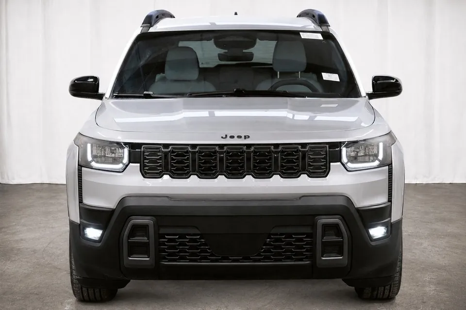 Jeep Cherokee 2026 photo 2