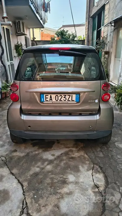 Smart Fortwo 2010 photo 3