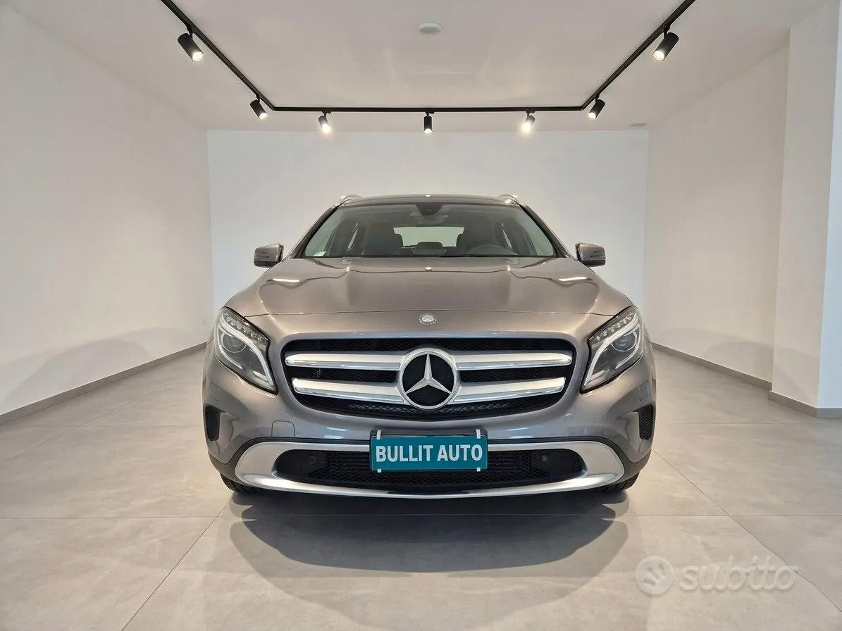 Mercedes-Benz Gla 2017 photo 2