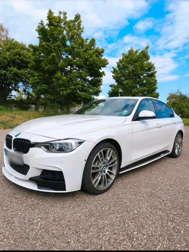 BMW F30