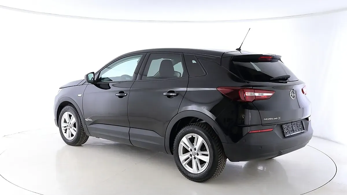 Opel Grandland X 2019 photo 3
