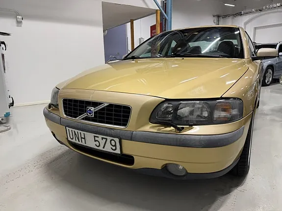 Volvo S60 2004 photo 2