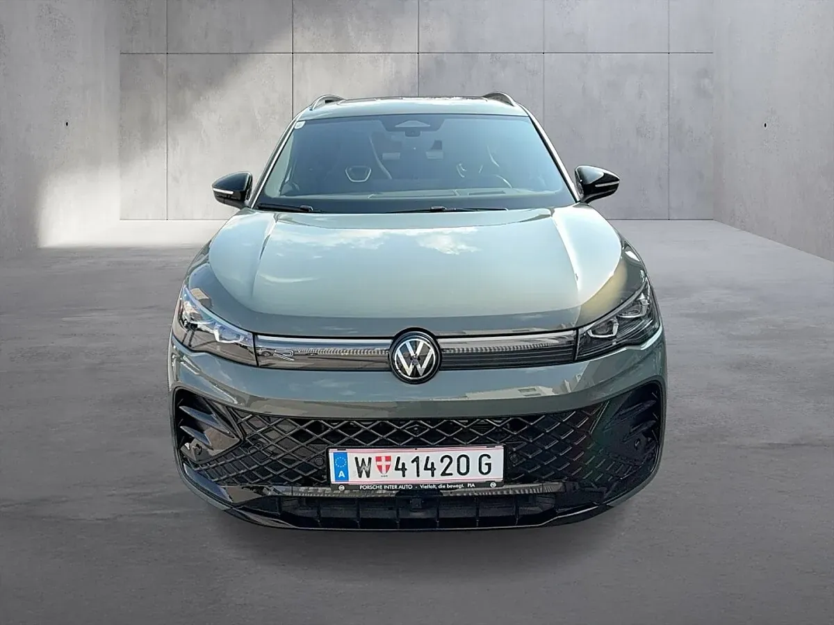 Volkswagen Tiguan 2025 photo 2