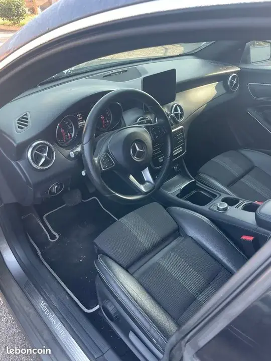 Mercedes-Benz Cla 2017 photo 3