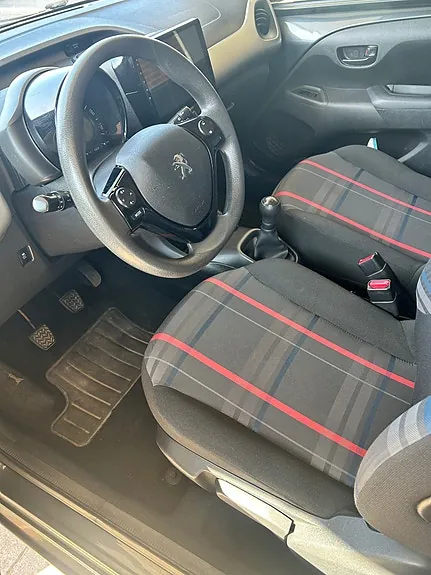 Peugeot 108 2015 photo 4