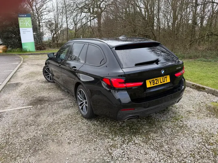BMW 5 Series 2021 photo 3