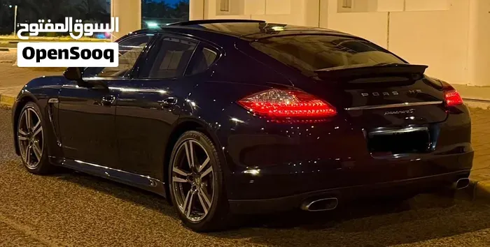 Porsche Panamera 2012 photo 2